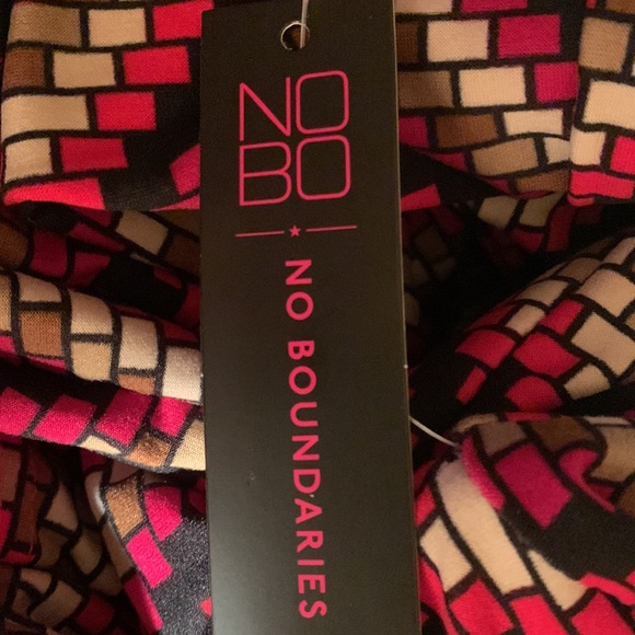 🎅 NO BOUNDARIES High Rise Geometric Flare Geo Pants NWT XXXL - Picture 9 of 15